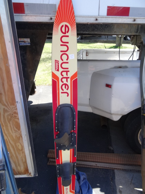 lot 53 image: Water Ski