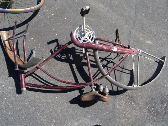 lot 87 image: Bike