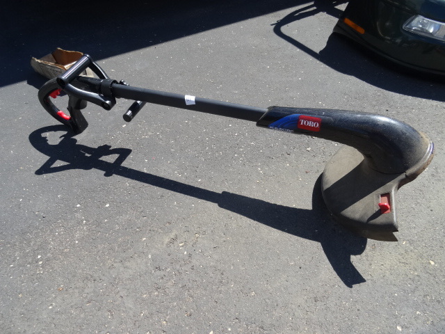 lot 121 image: Trimmer