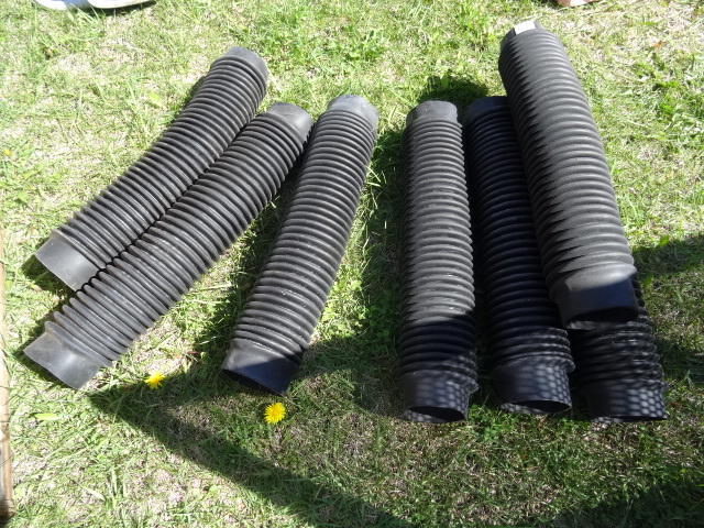 lot 157 image: Tubes