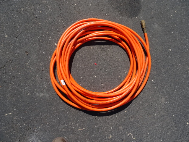 lot 160 image: Hose