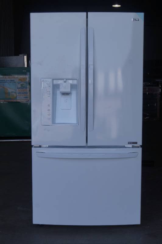 lot 4 image: Lfxs29626w  Refrigerator