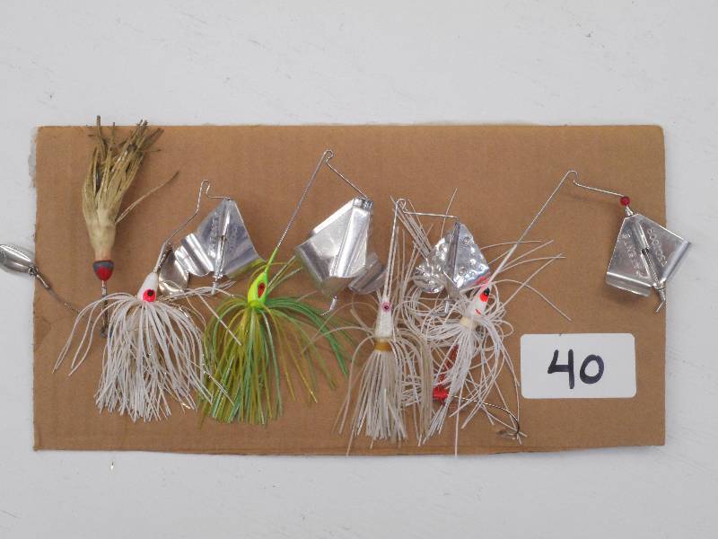 lot 40 image: Lot Of (4) Assorted Spinner Baits ...