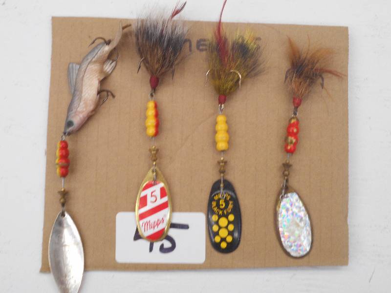 lot 45 image: Lot Of (4) Assorted Mepps Spinner L...