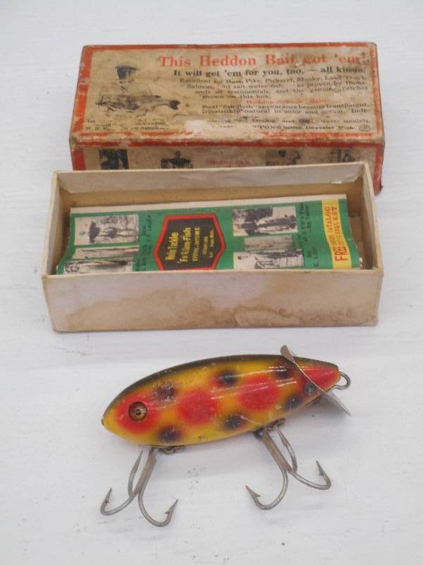 lot 78 image: Vintage Heddon Dowagiac Fishing Kur...