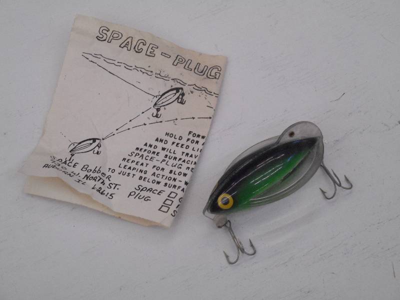 Sold at Auction: LOT OF 4- VINTAGE LURES AND BOBBER