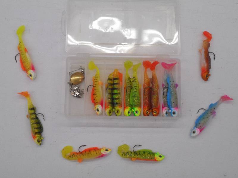lot 90 image: New Mimic-Minnow Gamefish Kit ...
