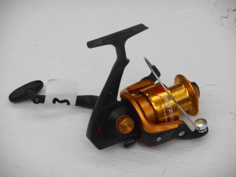 lot 103 image: Motzuo MTX30A Spinning Reel ...