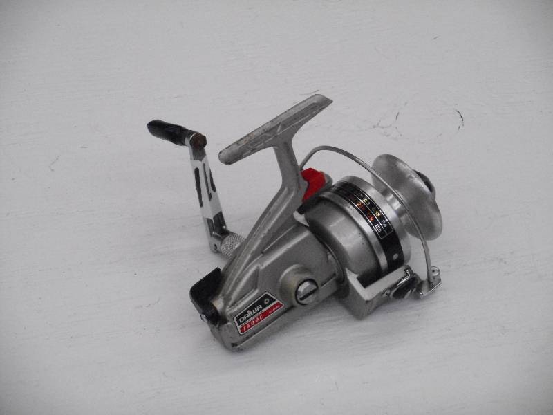 lot 104 image: Vintage Daiwa 1500C Spinning Reel ...