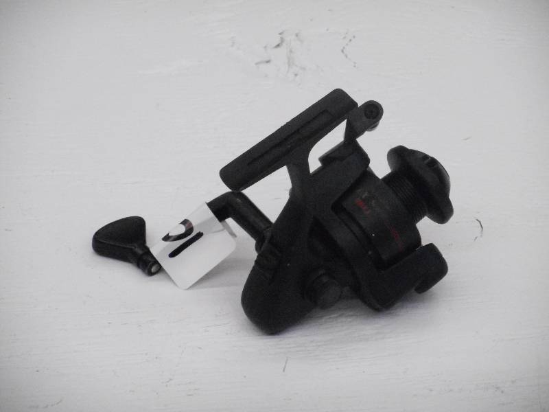 lot 106 image: Shakespeare 3000LX Spinning Reel ...
