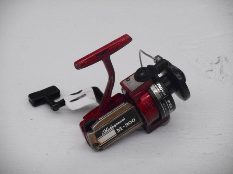 lot 108 image: Shakespeare M300 Spinning Reel ...