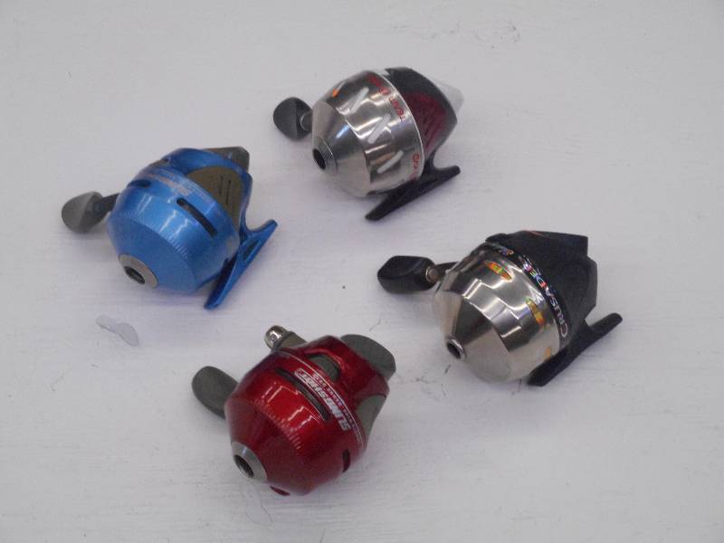 lot 114 image: Bag Of Assorted Spin-Cast Fishing R...