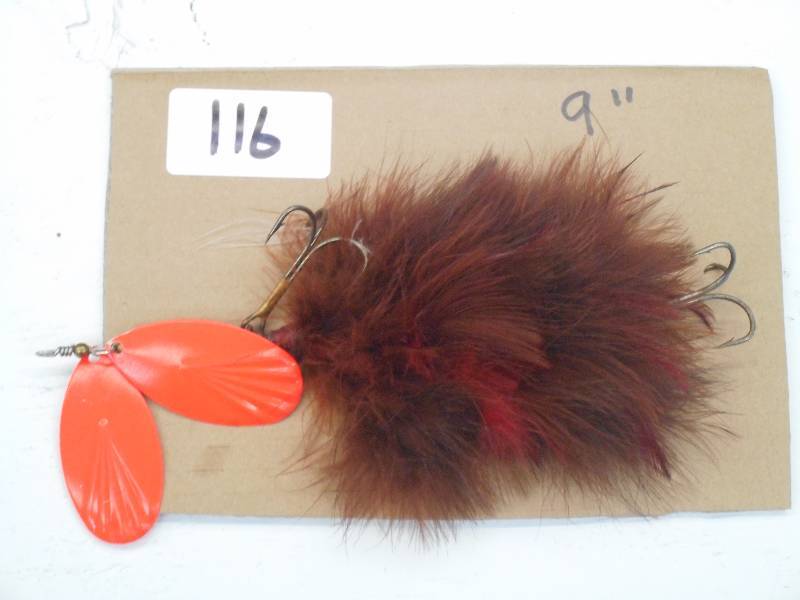 lot 116 image: (1) 9 Muskie Spinner Lure ...