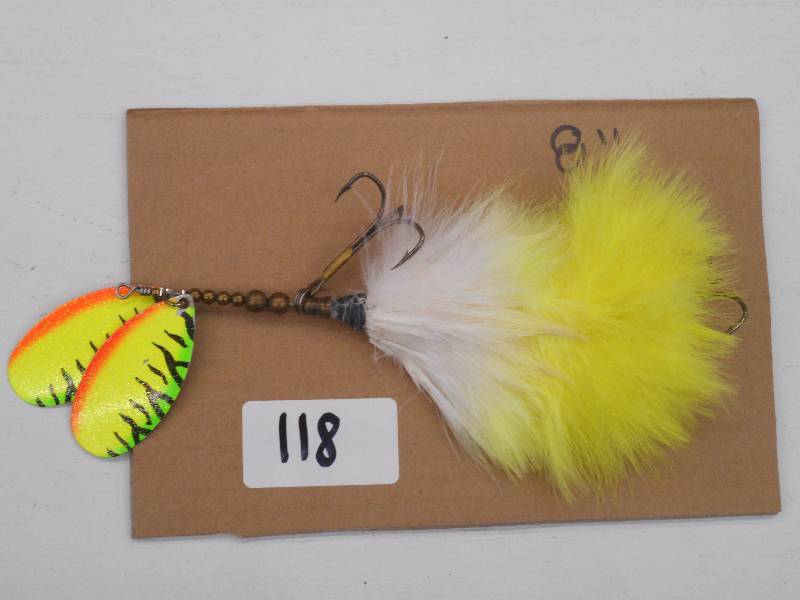 lot 118 image: (1) 8 Muskie Spinner Lure ...