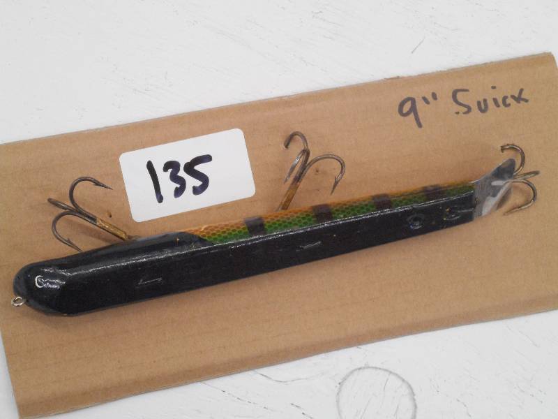lot 135 image: (1) 9 Suick Muskie Lure ...