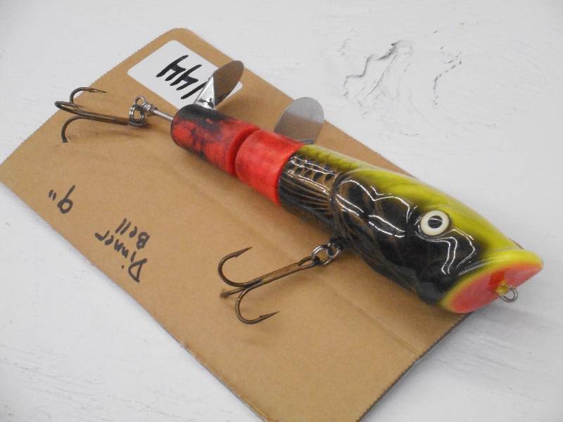 lot 144 image: (1) 9 Dinner Bell Muskie Lure ...