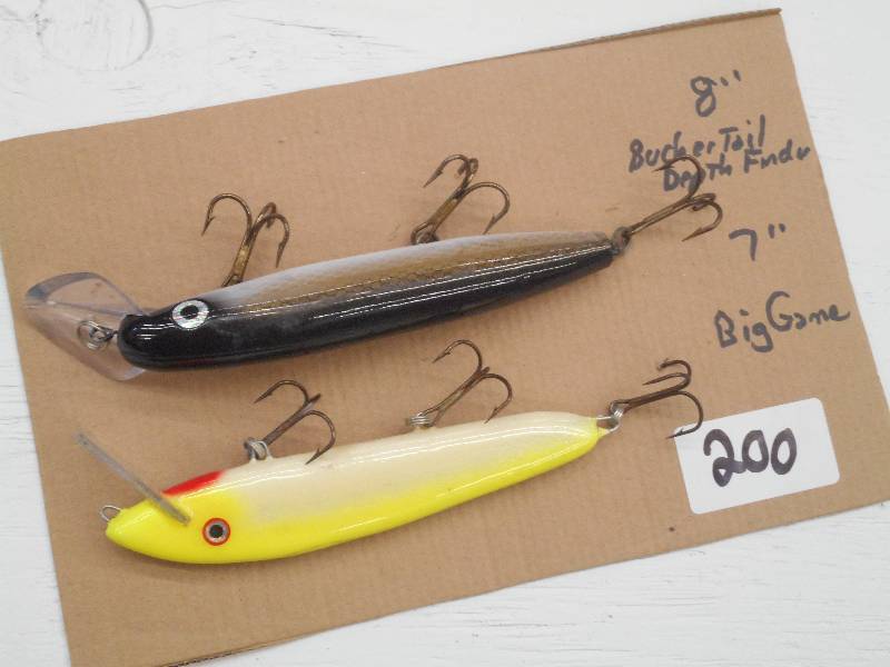 lot 200 image: (1) 7 Big Game & (1) 8 Buchertail...