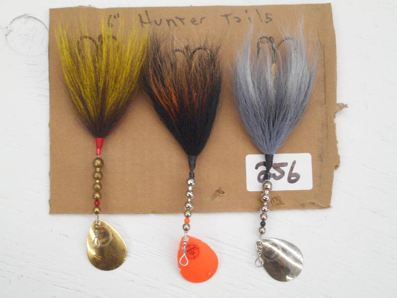 lot 256 image: (3) 6 Hunter Tails Muskie Spinner ...
