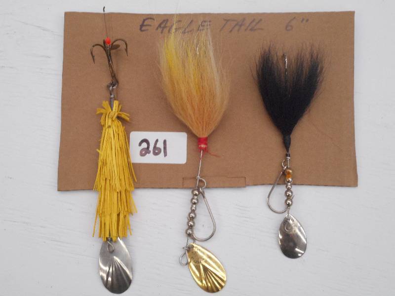 lot 261 image: (3) 6 Eagle Tail Muskie Spinner Lu...