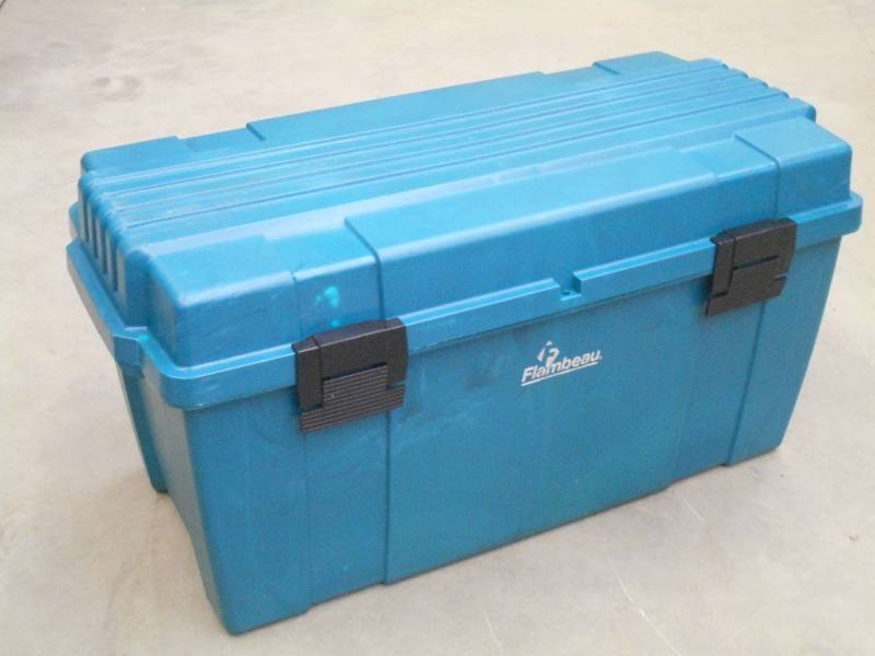 lot 26 image: Flambeau Deluxe Heavy Duty Muskie B...