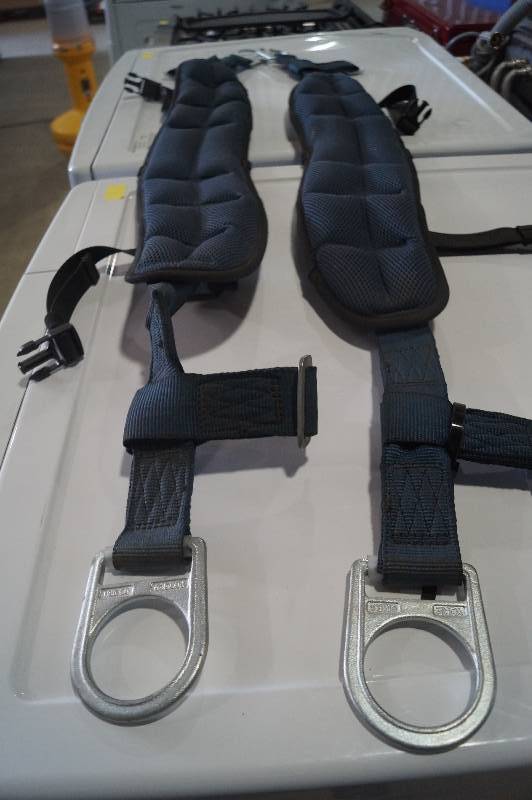 2 Safety HarnessBelts