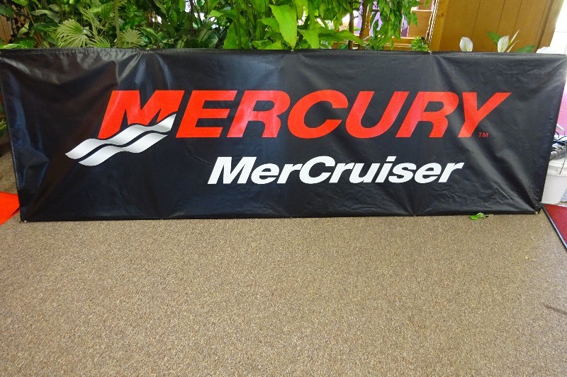 lot 5 image: Vinyl Mercury Mercruiser banner