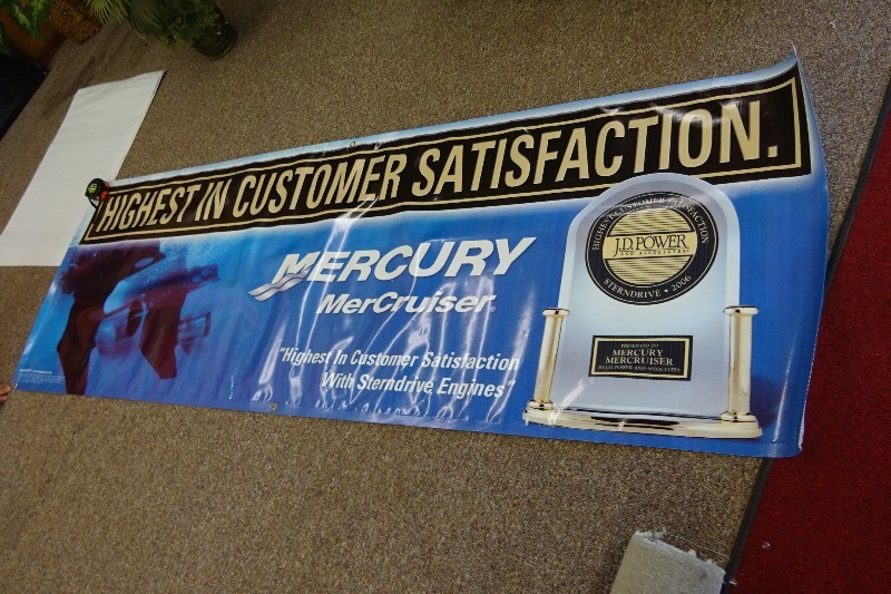 lot 11 image: Vinyl Mercury Mercruiser banner