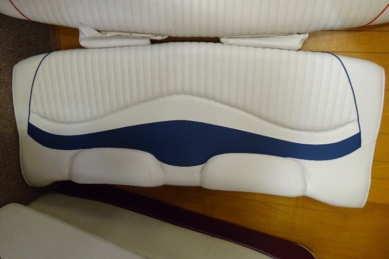 lot 27 image: Sun Deck Lid