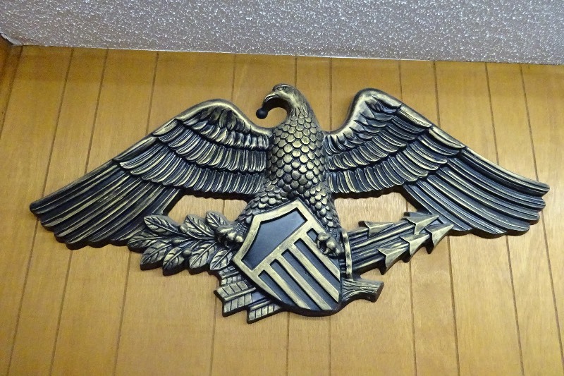 lot 36 image: Plastic Eagle
