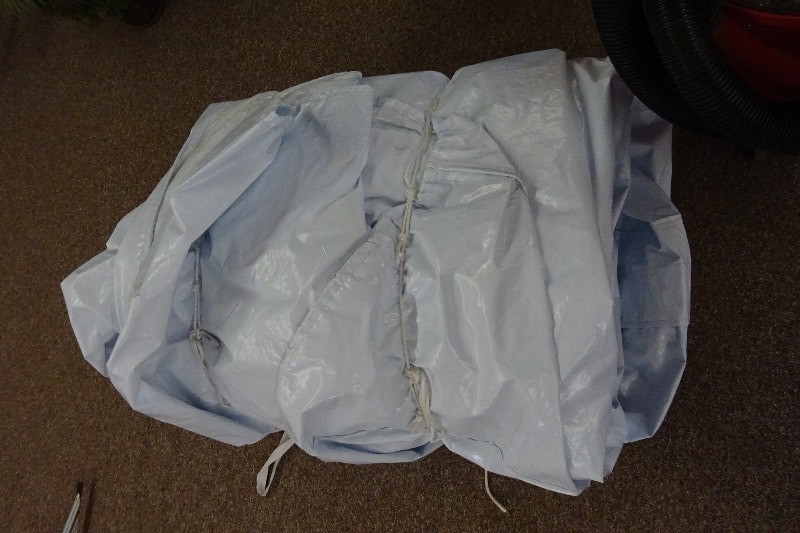lot 52 image: 32 foot boat cover