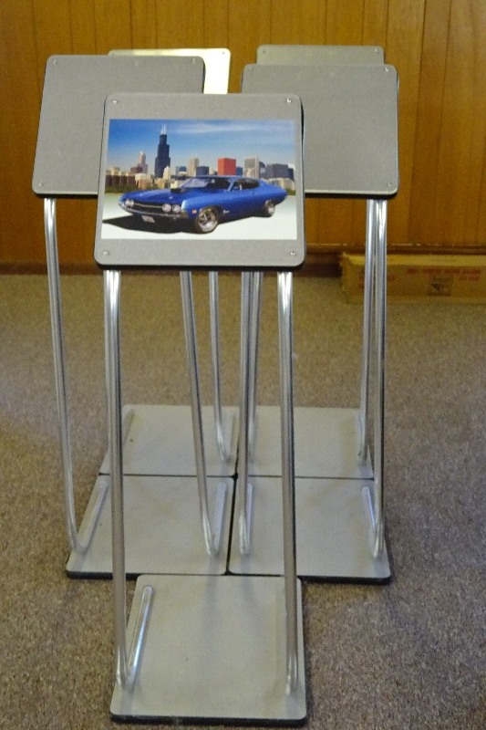 lot 69 image: Display Stands