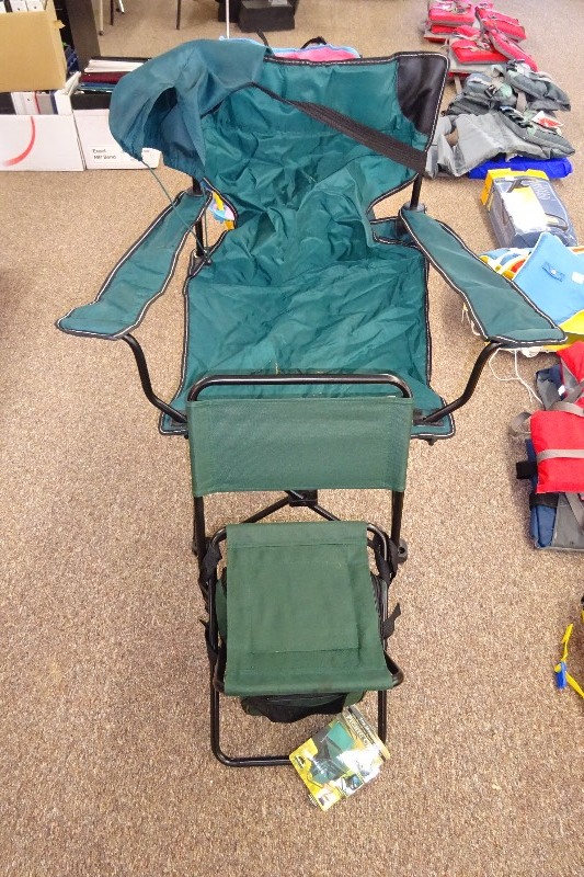 lot 89 image: 1 Great land Outdoors folding chair used