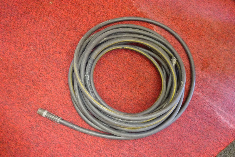 lot 107 image: Heavy Duty hose