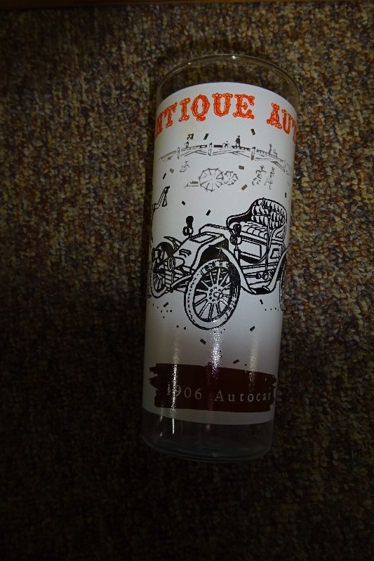 lot 116 image: Set of 8 glasses
