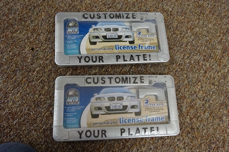 lot 142 image: Customize your plate