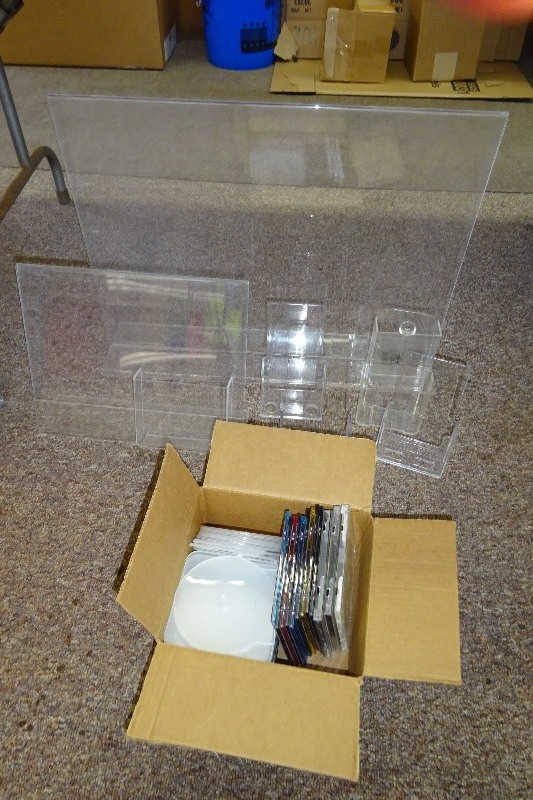 lot 171 image: Disc Holders, flyer display case