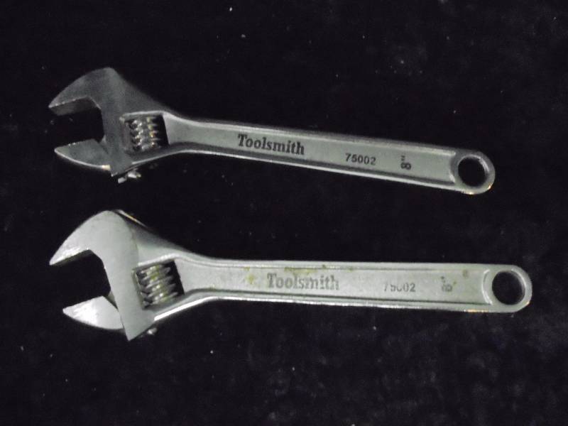 lot 16 image: Lot of 2,  8 Adjustable Wrenches