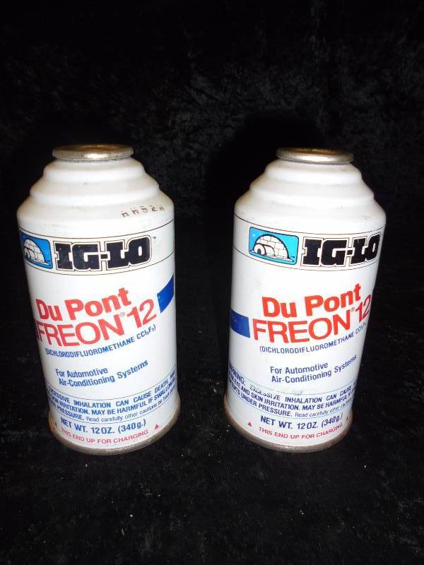 lot 18 image: Lot - 2 Cans of Dupont Freon 12