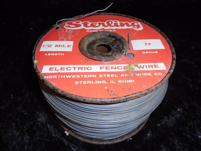 lot 41 image: Electric Fence Wire - 14 mile