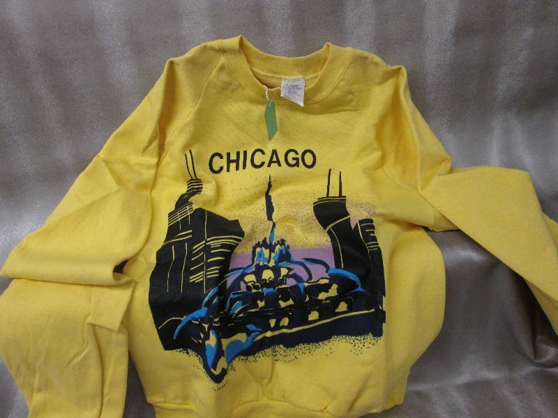 Yellow Chicago Sweatshirt Size L- h...