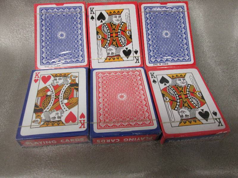 Lot of 6 decks plastic coated playi...