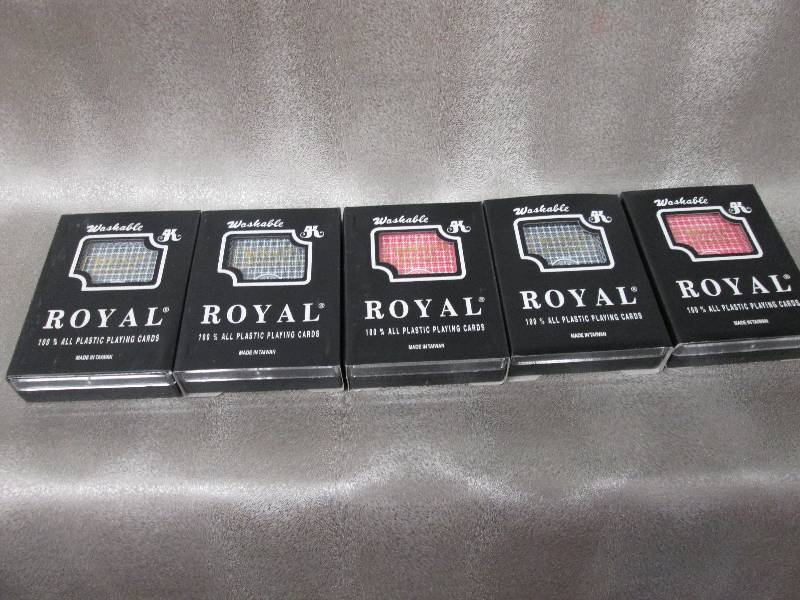 Lot of 5 decks washable, plastic pl...
