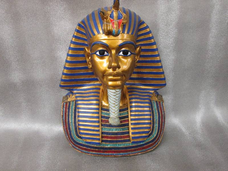Egyptian Pharaoh dcor piece...
