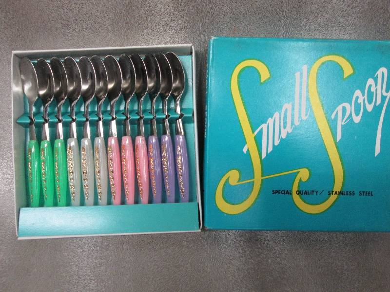 Set of 12 Multicolored Stainless St...