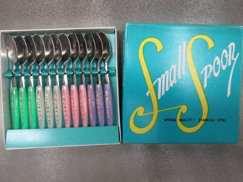 Set of 12 Multicolored Stainless St...