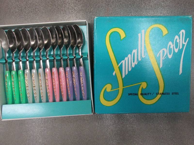 Set of 12 Multicolored Stainless St...