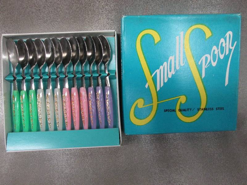Set of 12 Multicolored Stainless St...