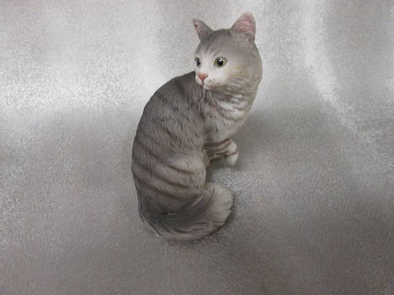 Small Maine Cat Ceramic Figurine...