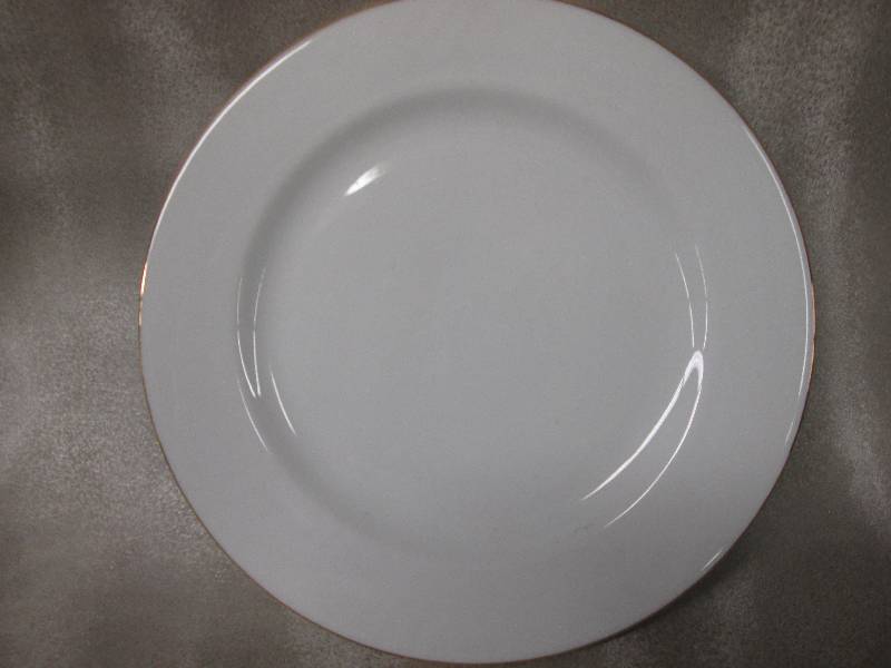 Set of 6  White gold rimmed 9 pla...