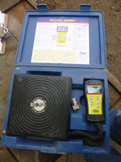 lot 29 image: Ritchie Yellow Jacket Digital Electronic Scale